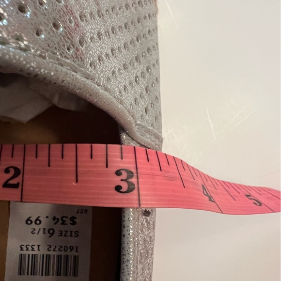 Brash espadrilles silver metallic NWT women’s size 6 1/2 - Picture 9 of 9